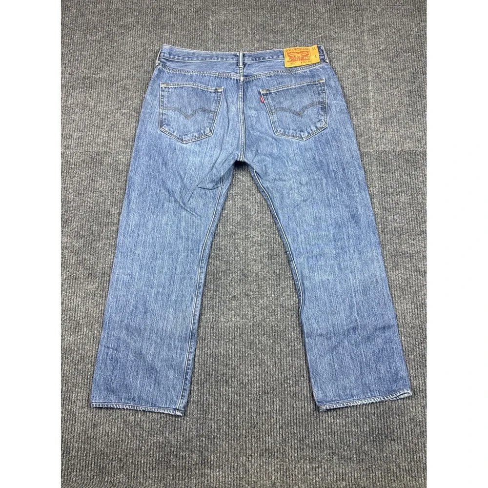 Levis note see